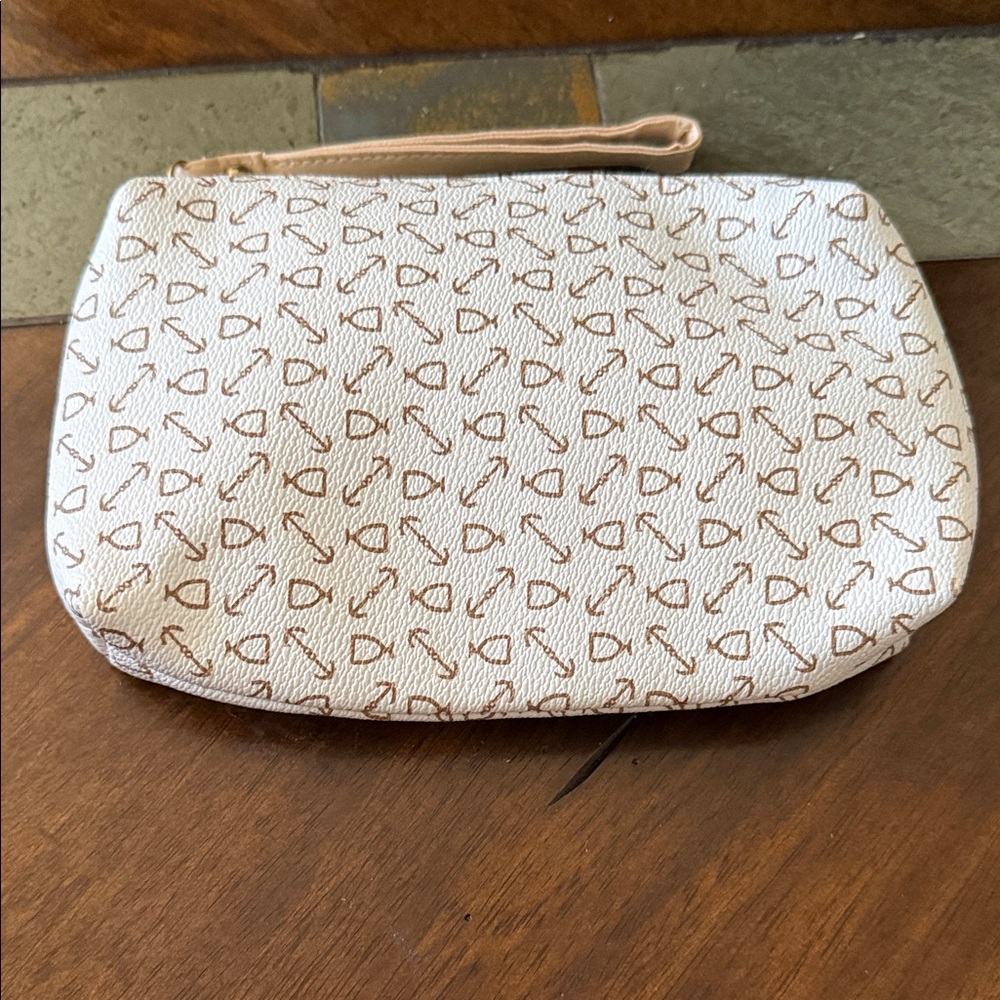 Patterned Beige Cosmetic Pouch - image 2